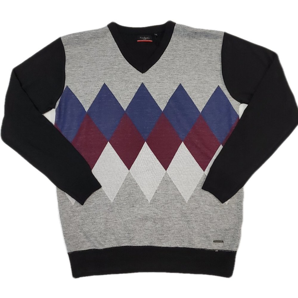 Lightweight V-neck Diamond Knit Sweater